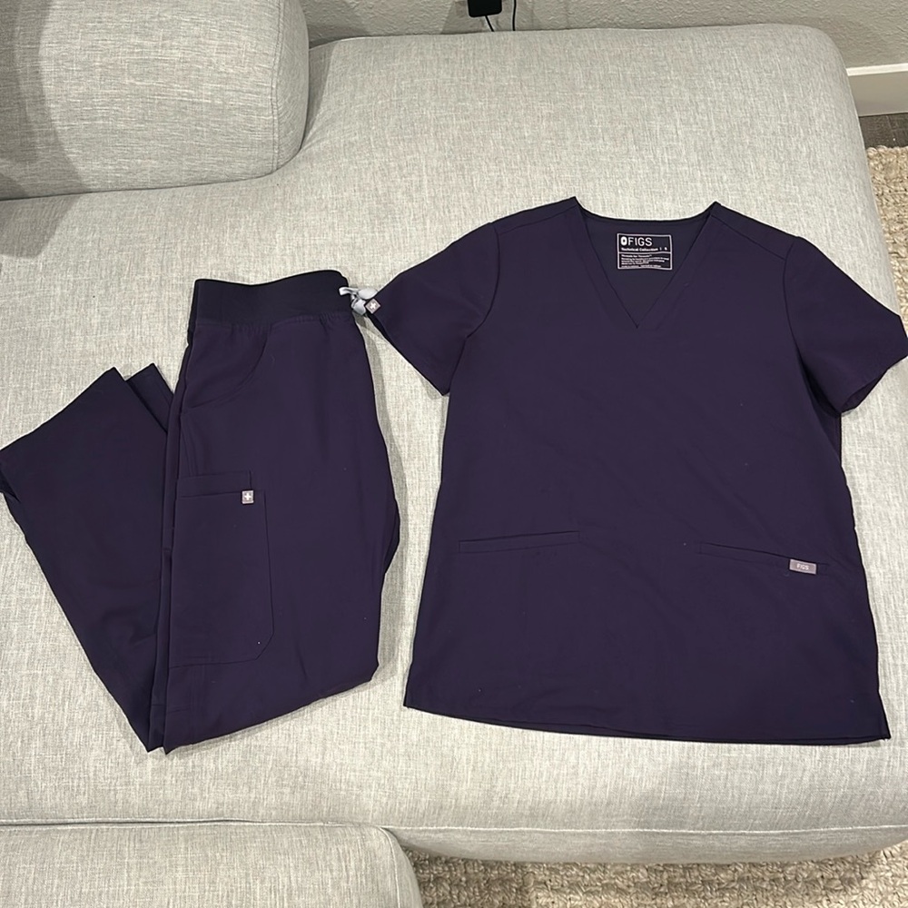 Figs Scrub Set